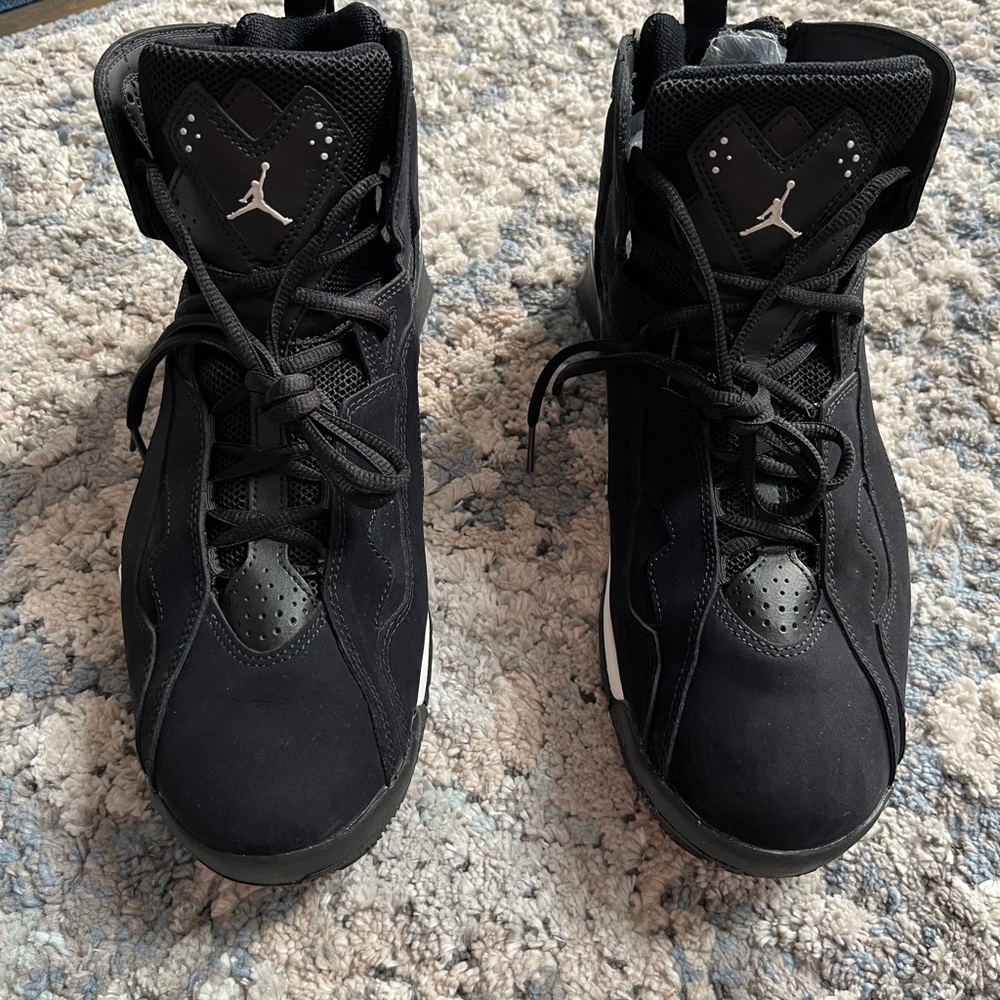 Jordan true flight sneakers